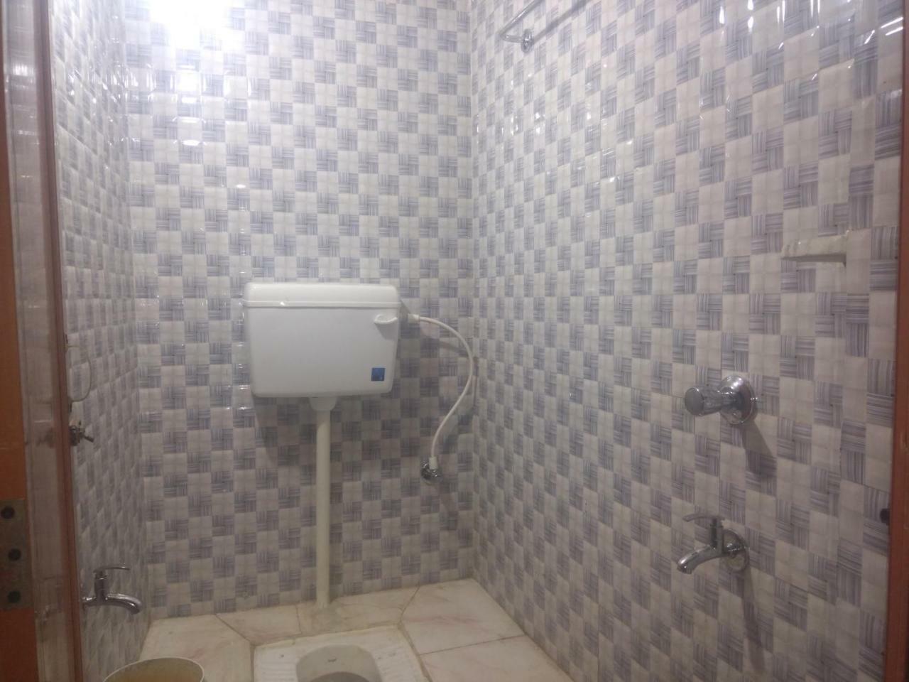 Atathi Niwas Guest House For Backpackers And Travellers Siliguri Exterior foto
